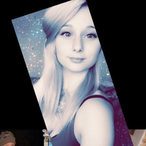 Meet your Posher, Kaylee - Picture 1 of 1